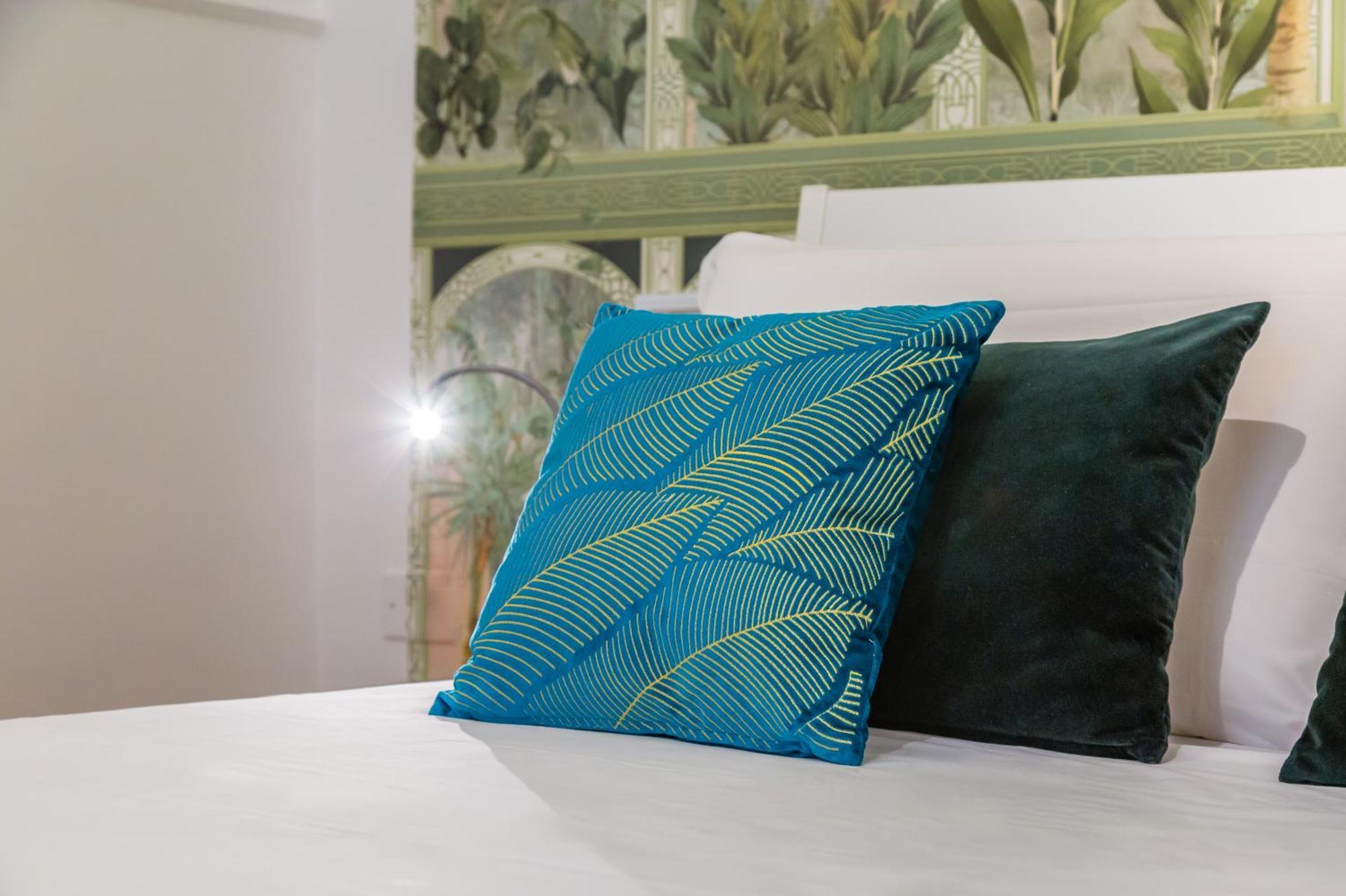Starguest Dante Hotel Napoli Ngoại thất bức ảnh